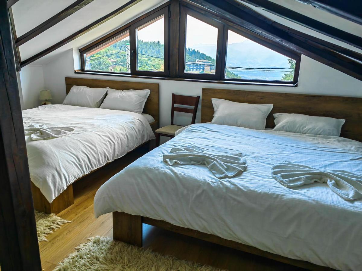 Rimovata Kashta Guest House Лещен Екстериор снимка